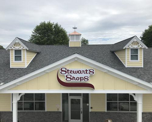 Stewart's Shops cut the ribbon on a new store in Brunswick, N.Y.