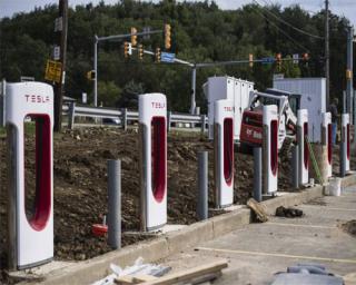 Tesla chargers at Sheetz Tesla chargers at Sheetz