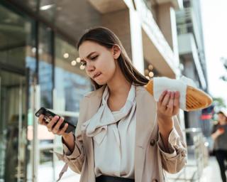 Grab-and-go foodservice shopper