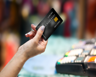 credit card_paying with credit car