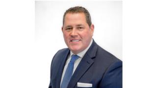 Peter Laport headshot