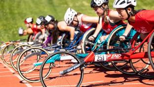 Adaptive athletes at race starting line 