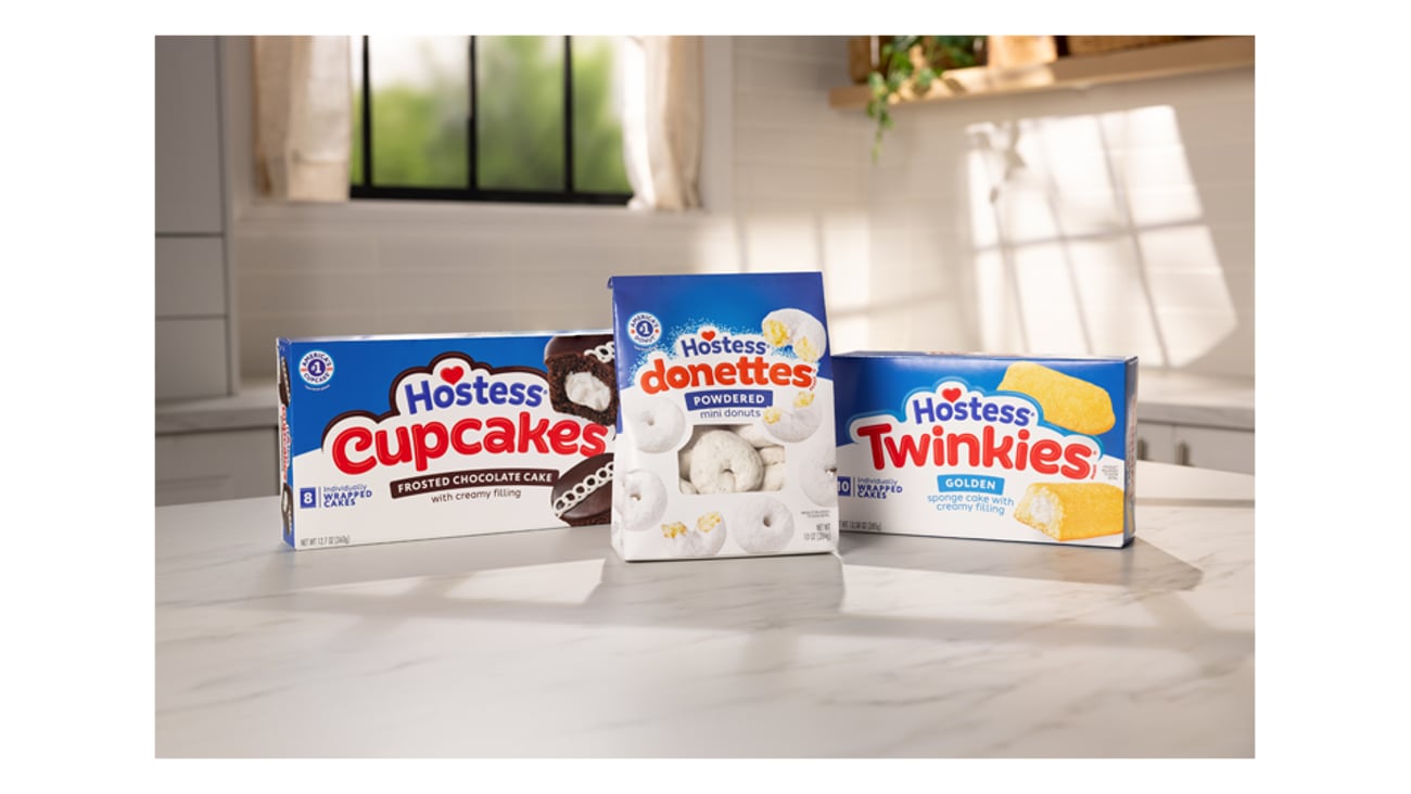 Hostess new logo & packaging