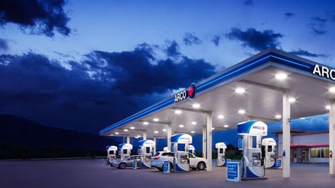 An ARCO gas station