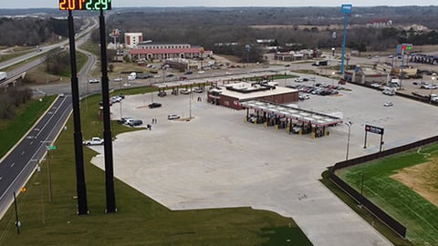 QuikTrip Remove Travel Center wide view