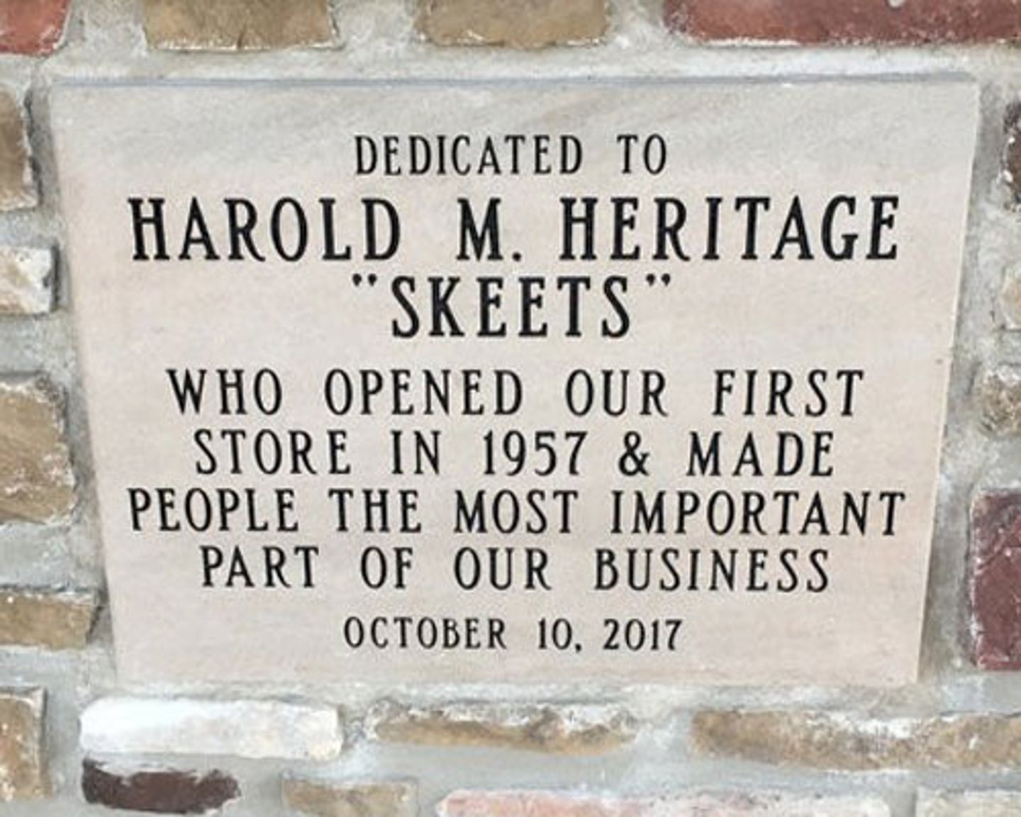 Heritage plaque