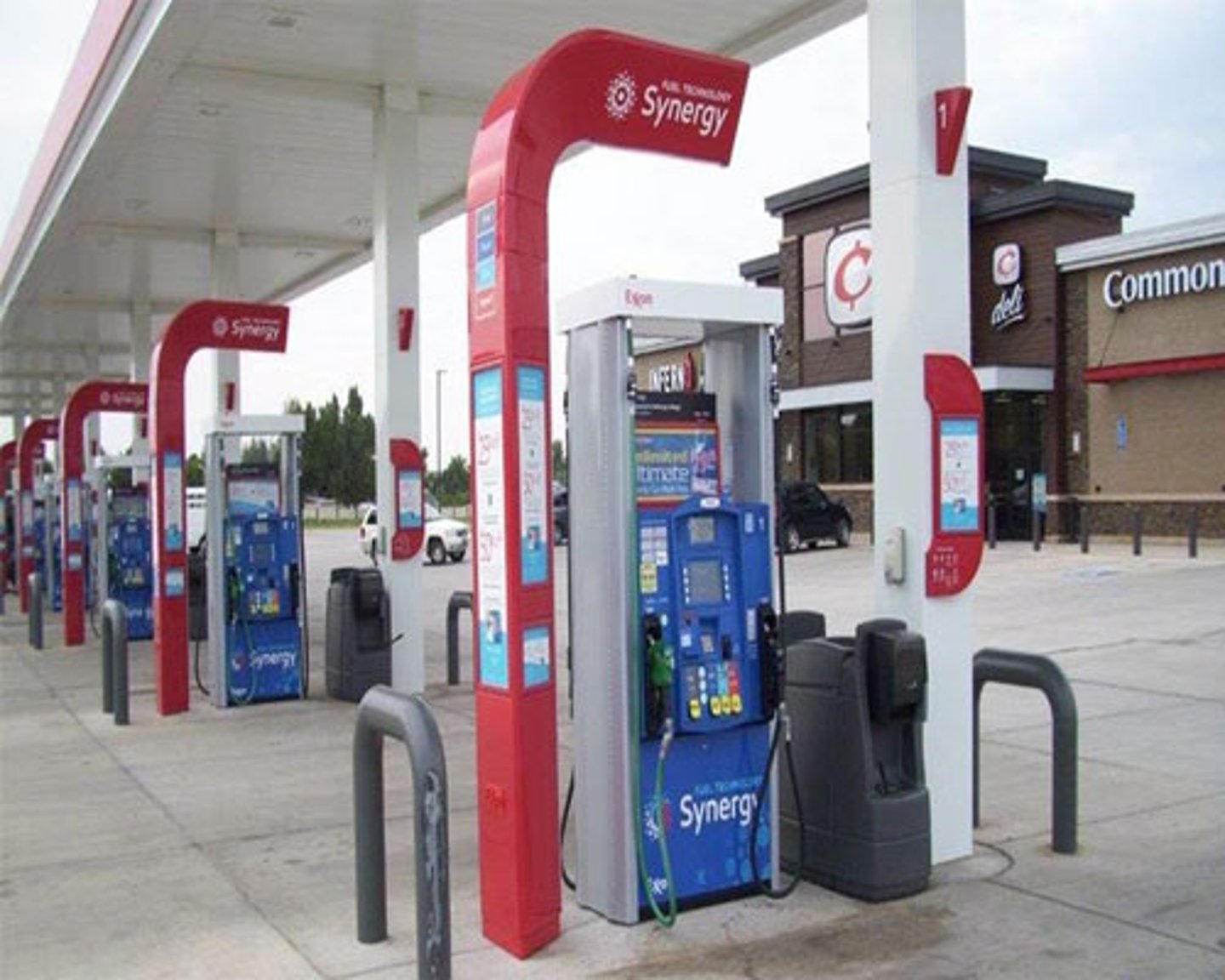 Moyle Petroleum's Common Cents forecourt