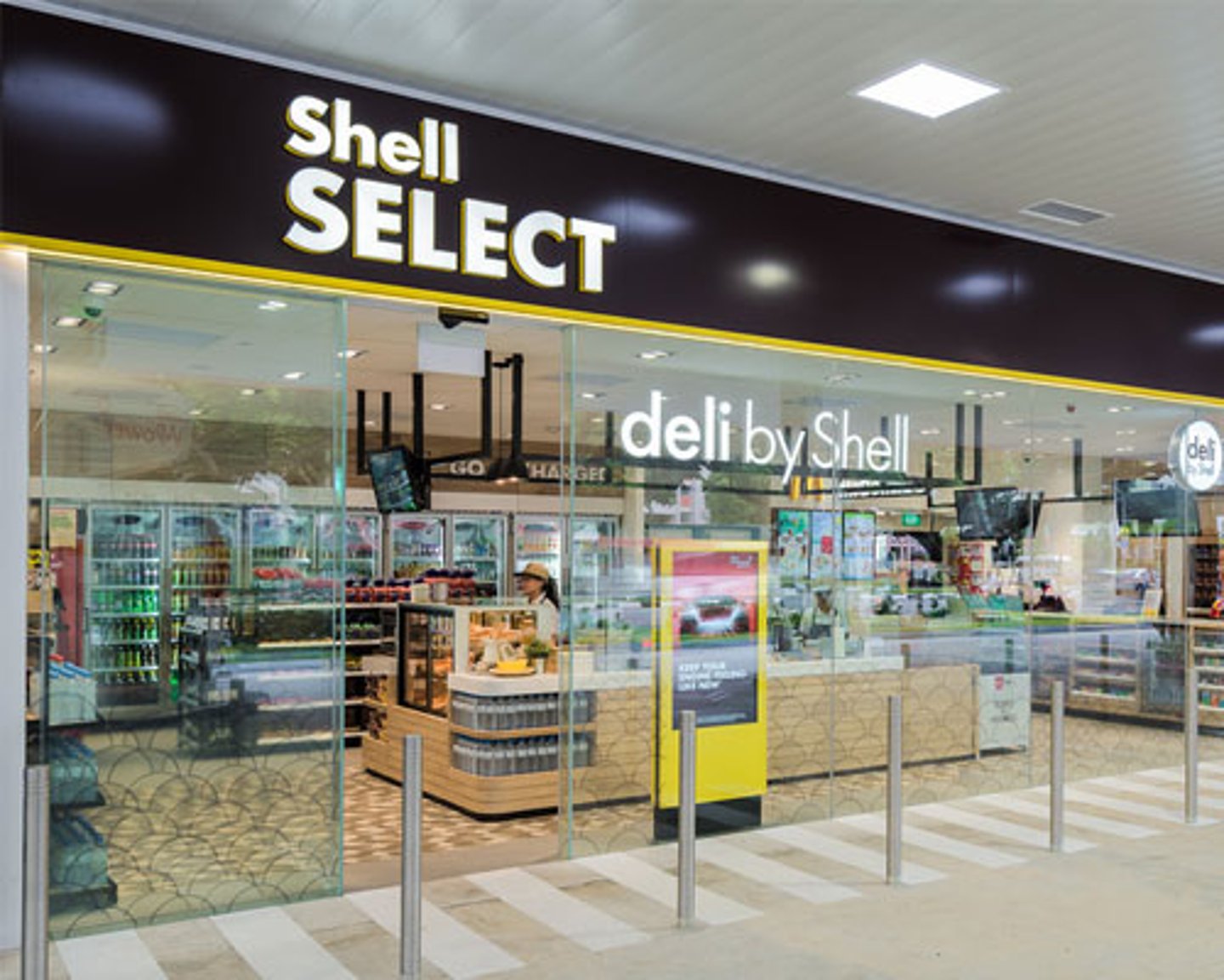 Shell Select exterior