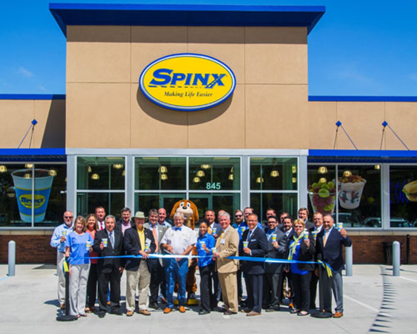 Spinx cut the ribbon on its newest store at 845 Jedburg Road in Summerville, S.C. on May 3.