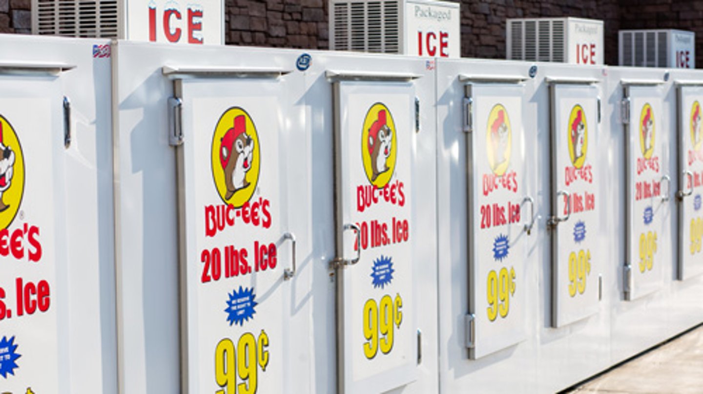 Buc-ee's ice containers