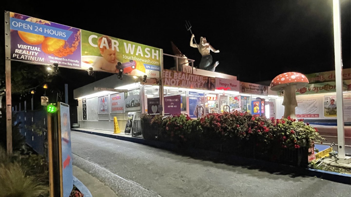 Hangry Planet's car wash