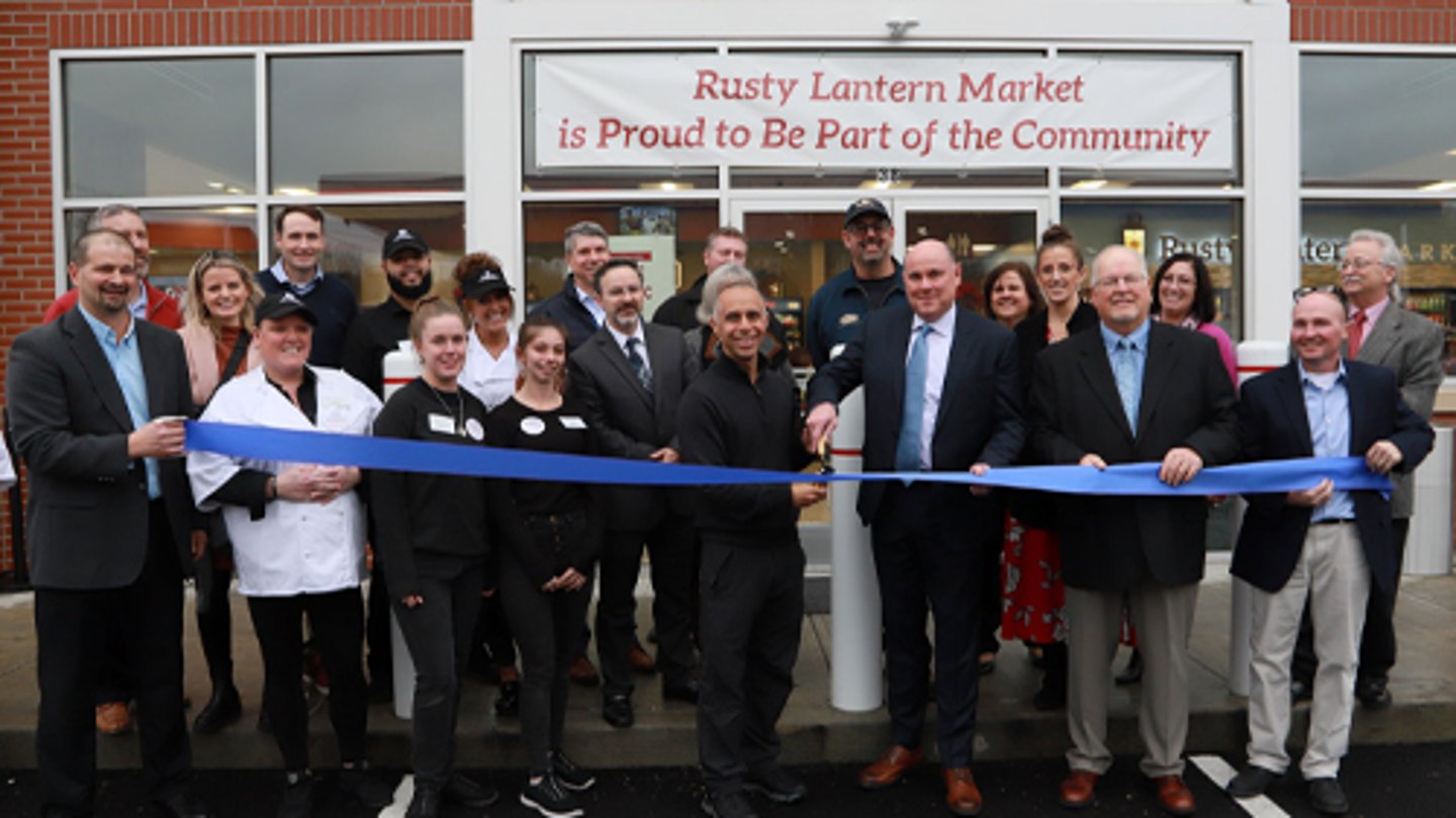 Rusty Lantern Market held an official ribbon cutting ceremony to celebrate the opening of its new store in Providence, R.I.