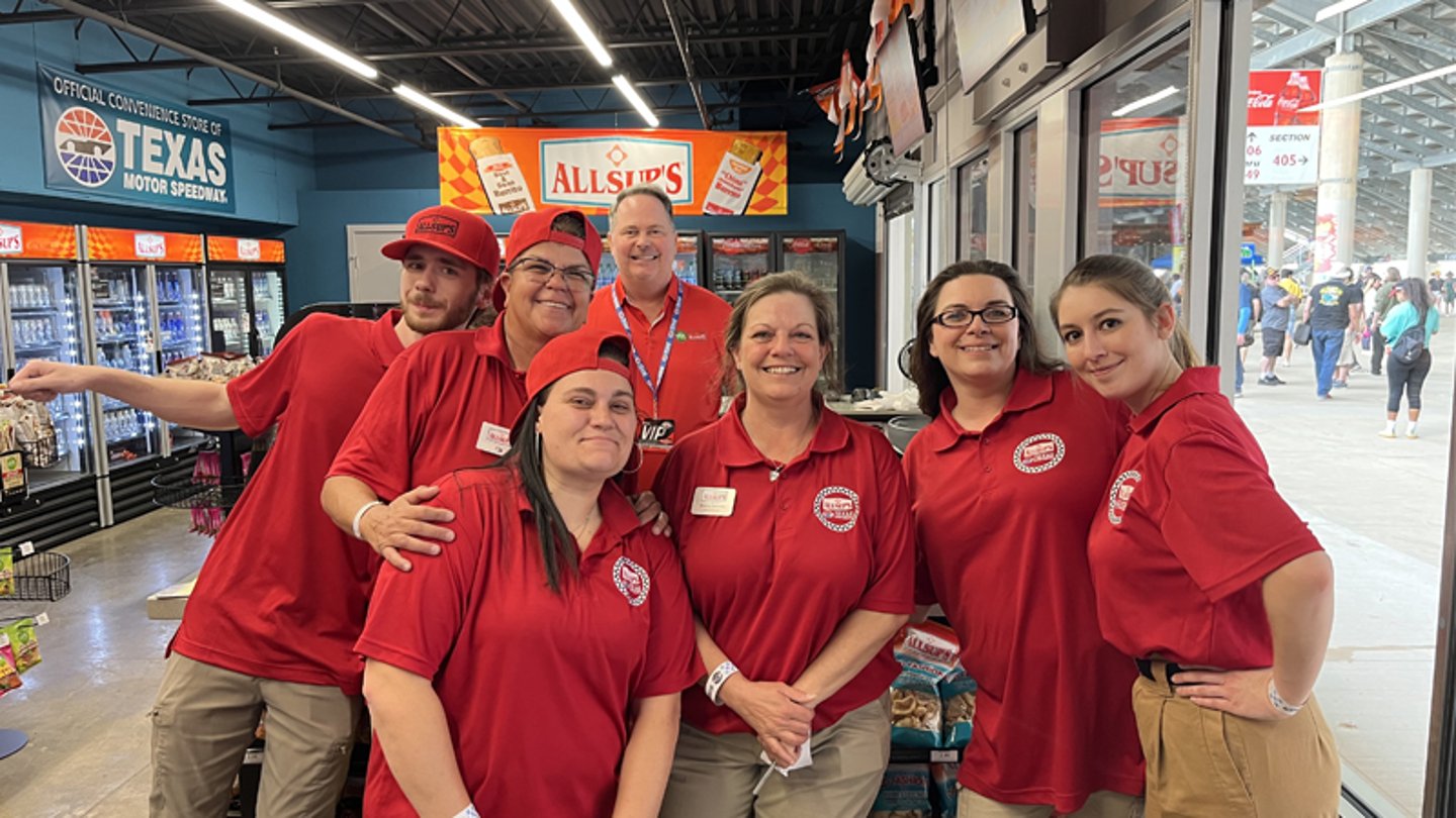 employees at Allsup's Express Grab & Go