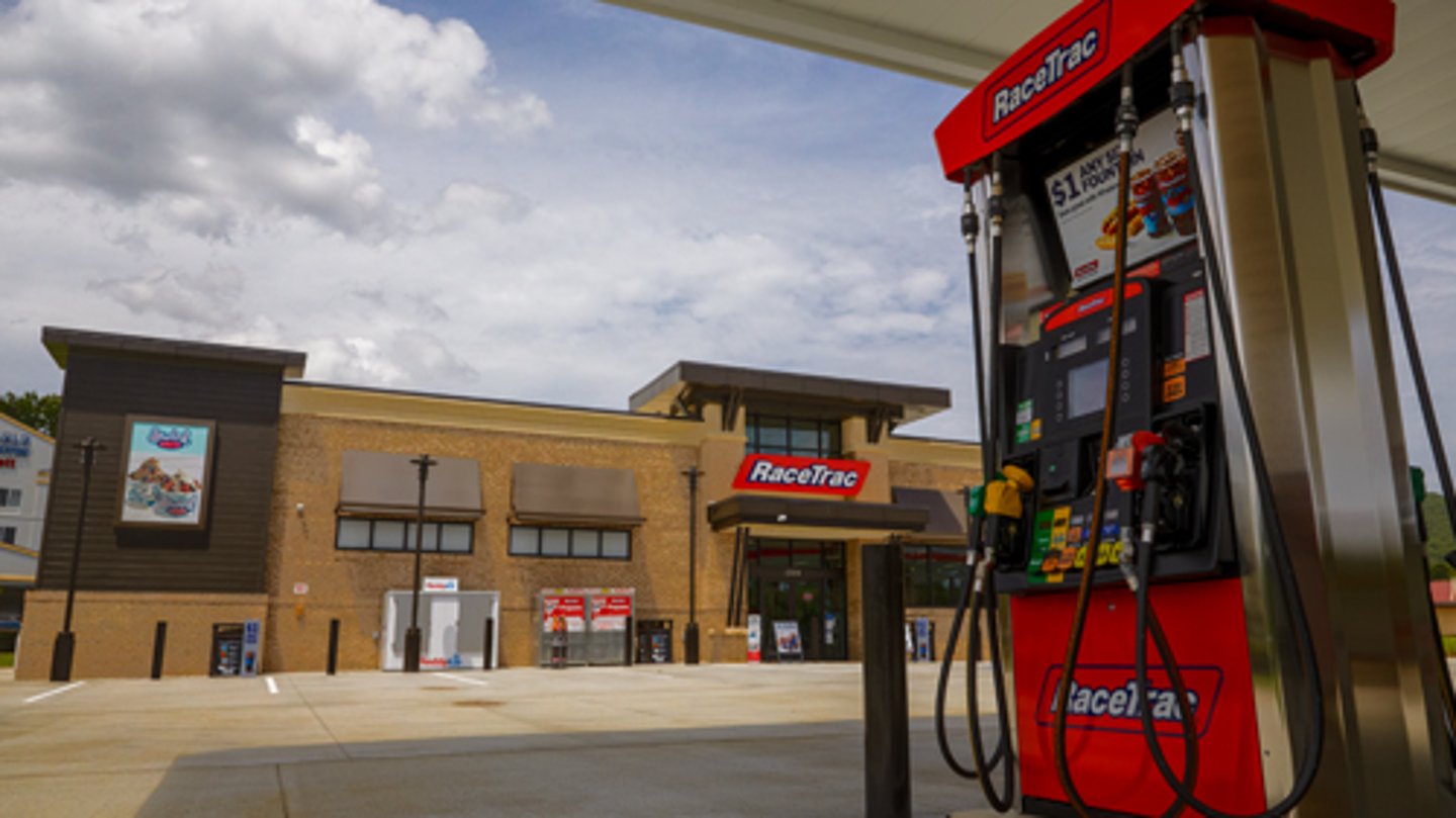 A RaceTrac convenience store