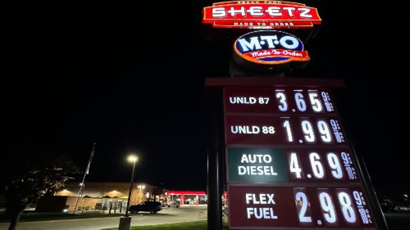 Sheetz Gas Display Sign 