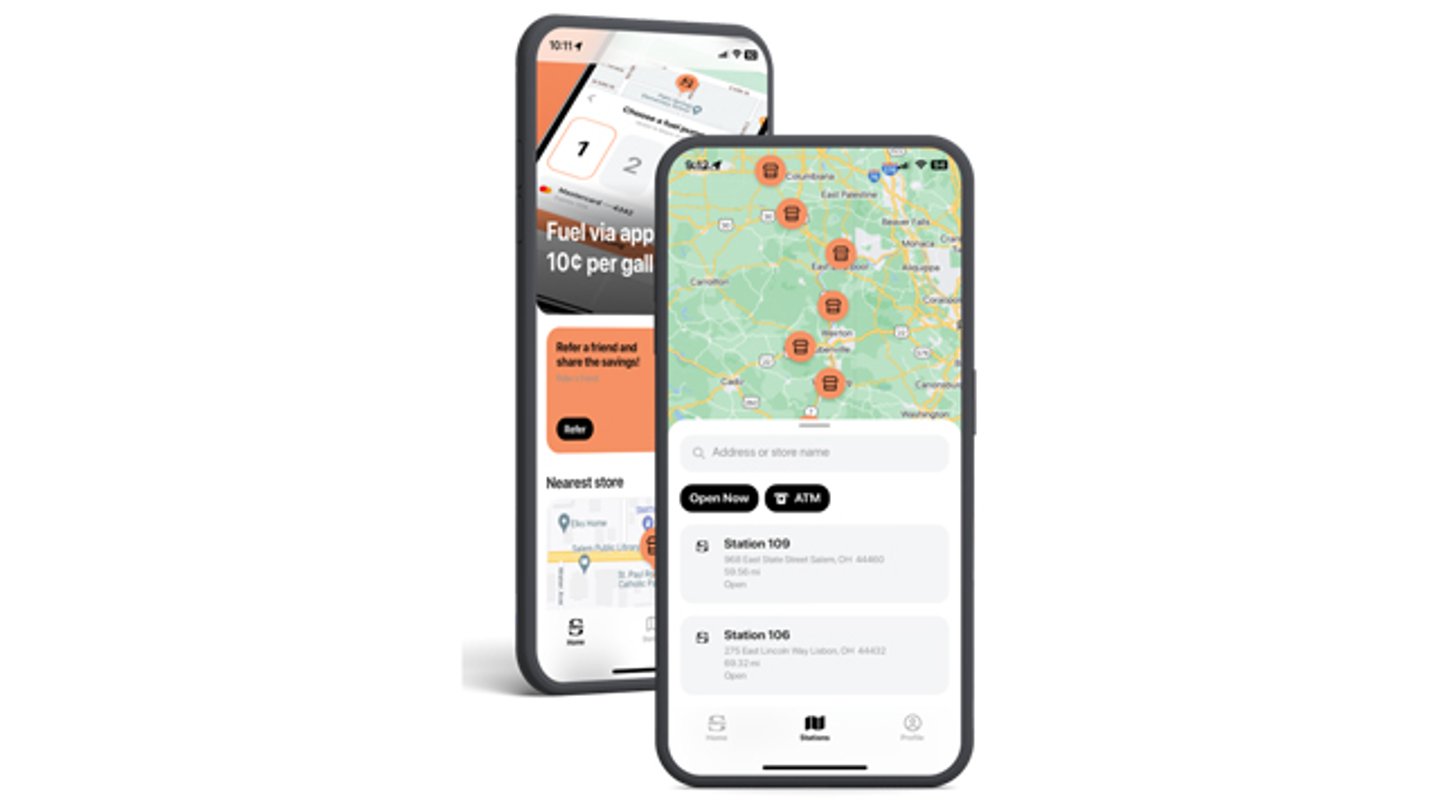 screenshots of the Smith Oil mobile app