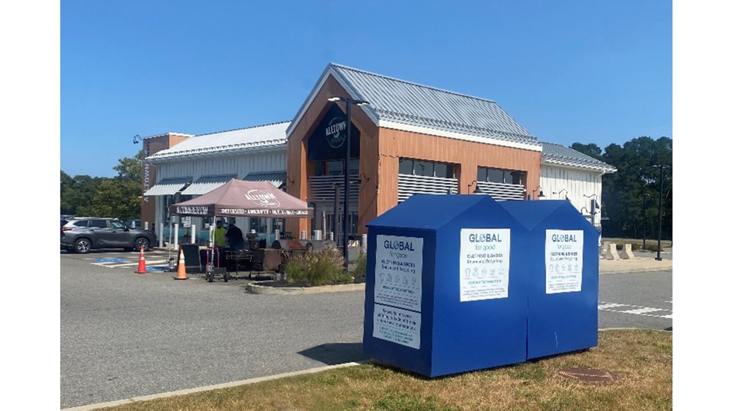 Global Partners & Helpsy bins