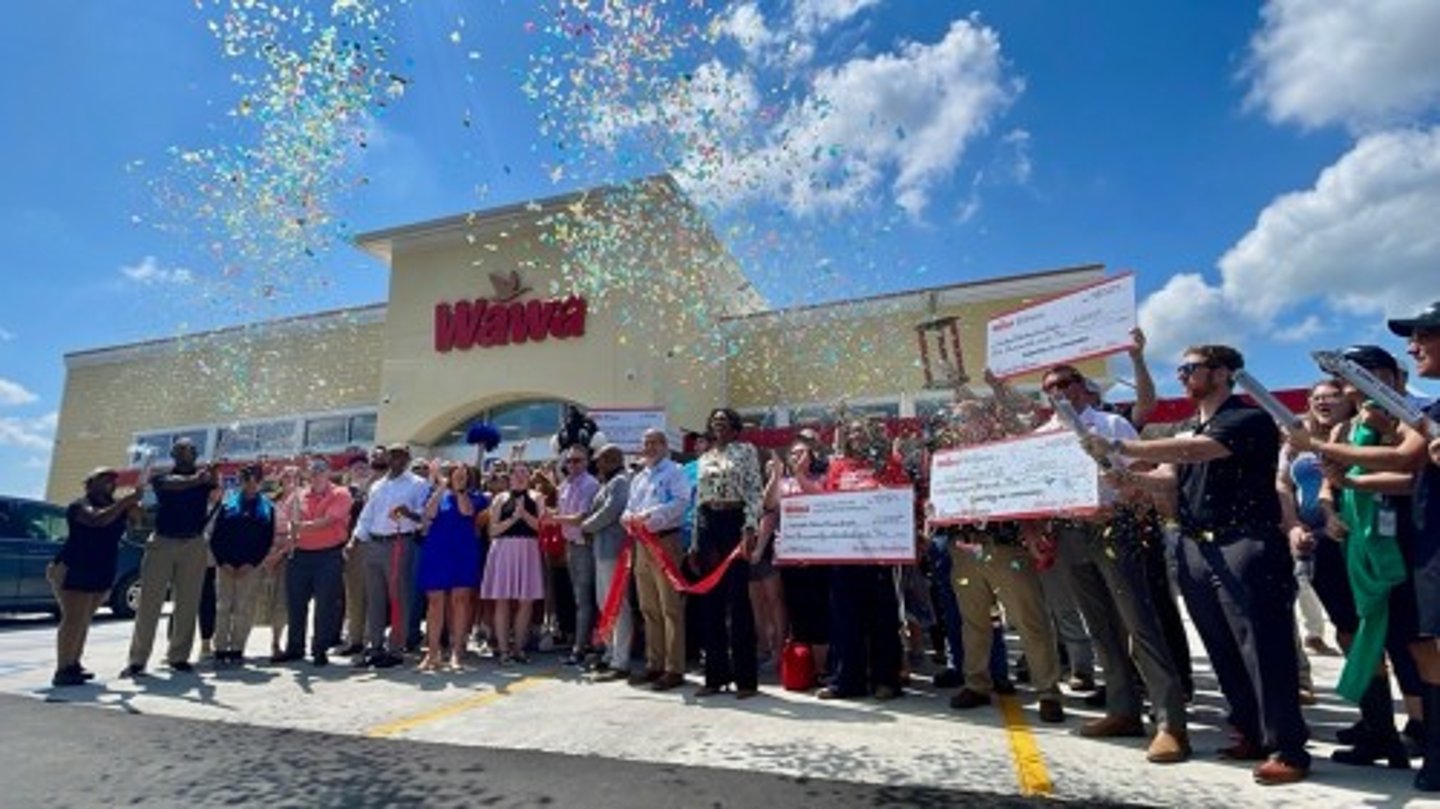 Grand opening ceremony of first Wawa store in Alabama