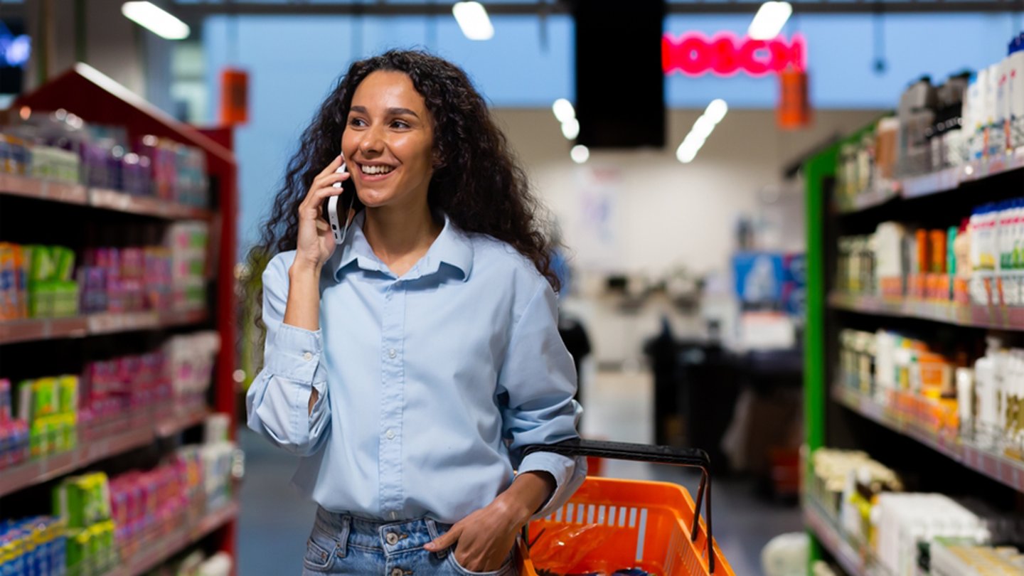 Hispanic female shopper