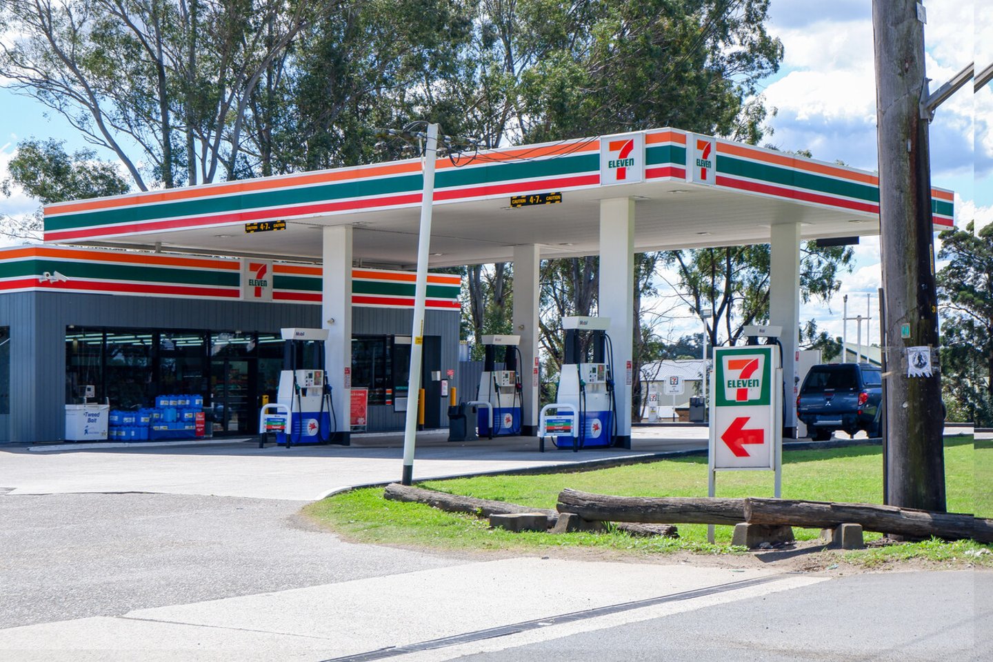 Sydney, Australia - 2019-10-09 7 Eleven petrol service station.; Shutterstock ID 1805414527